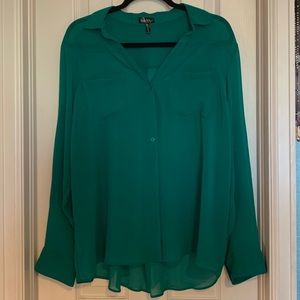 Nicole Miller button front blouse with pockets
